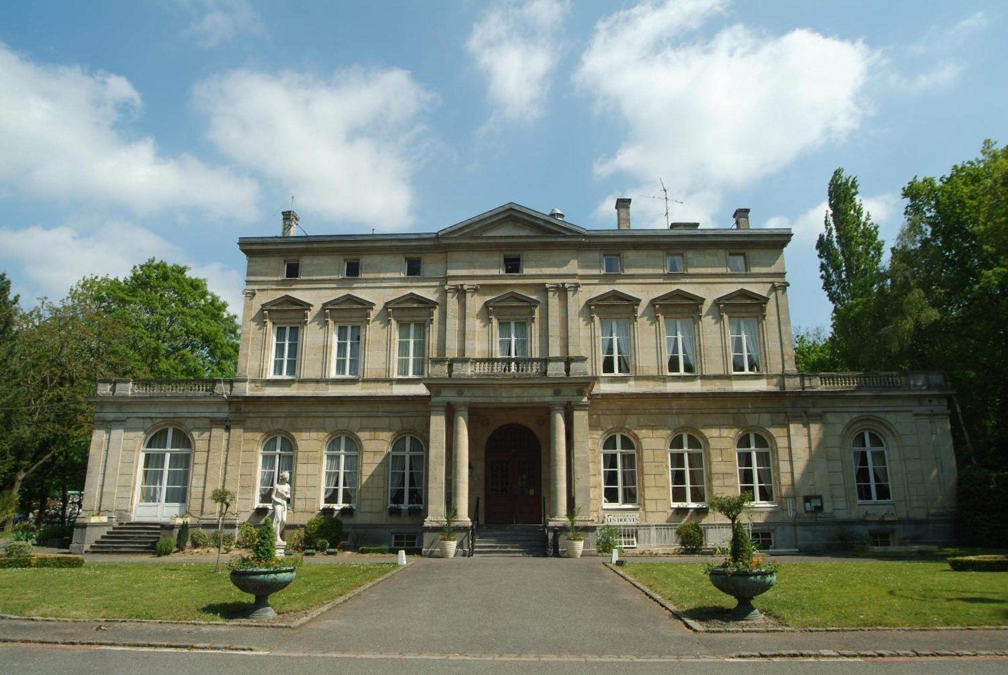 Chateau De La Motte Fenelon Cambrai Exterior foto